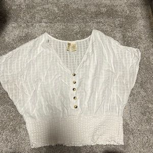Japna white/light cream lightweight top size M.